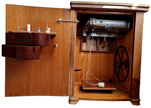 Massive altenburg nähmaschine - massive, altenburg-nähmaschine