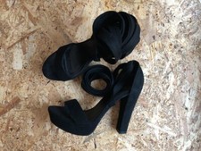 Yes Mile High Heels Offen