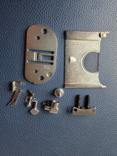 Singer Futura 1100 Konvolut Stichplattenschieber, Transporteur, Nähfusshalter