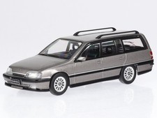 Opel Omega A2 Caravan 1990 grau metallic Modellauto IXOCLC342 IXO 1:43