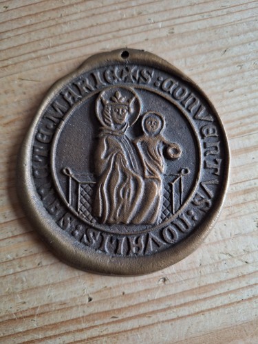 Rundes religiöses bild relief - rundes,