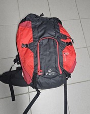 Decathlon Rucksack Forclaz 40 Liter, rot