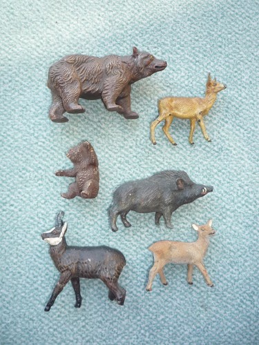 Alte tiere figuren aus - tiere,