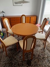 essgruppe mit 6 stühlen