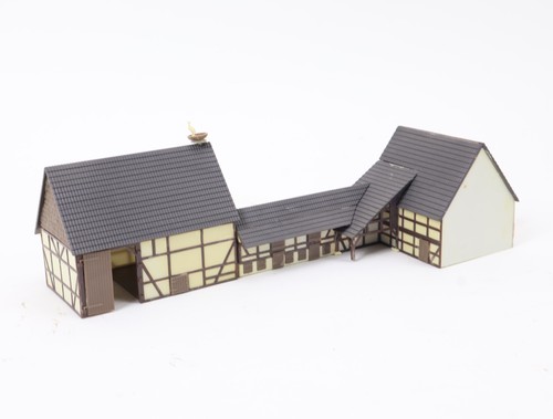 Spur gebäude bauernhaus - gebäude,