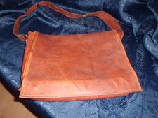 GUSTI LEDER Natur stylische