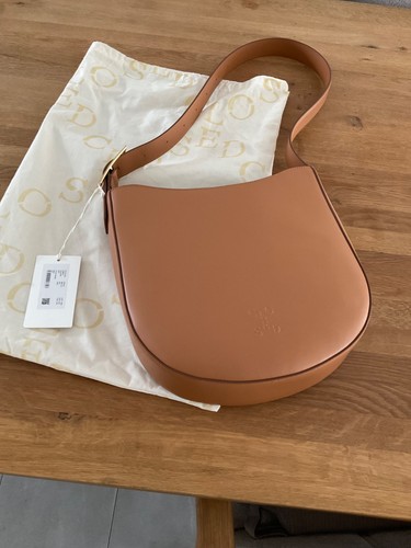 Closed tasche half - tasche, round“