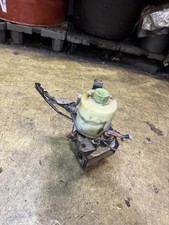 VW Polo 9N  Servopumpe