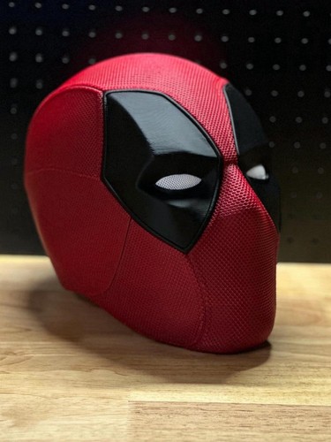 Premium deadpool helm - premium,