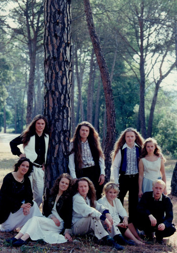 Kelly family promo photo - family,