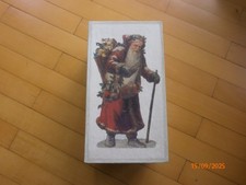Antiker Weihnachtsmann Nikolaus roter Mantel Korb mit Geschenken 32 cm