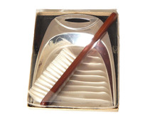 Tischkehrset Edelstahl + dunkles Holz Kehrblech 15,7 x 13,3cm /Bürstenlänge 19,2