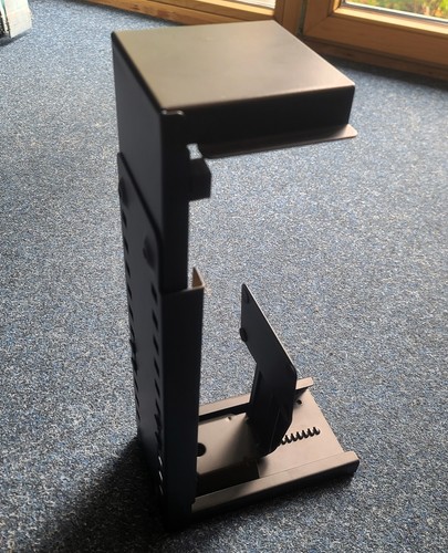 Halterung für untertisch - pc-halterung,