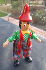 Pinocchio, Holzfigur mit