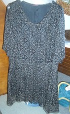 Seidenkleid schwarz /mille fleur grau Gr 46 by Wrap London