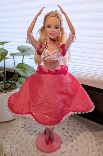 Barbie genevieve 2006 - –, die
