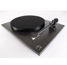 Rega Plattenspieler Planar 1 Matt-schwarz, neu, original, stylisch, super Sound