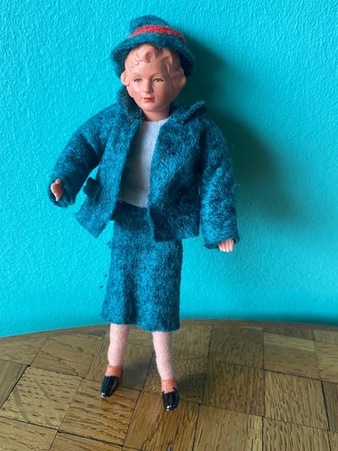 Frau caco 80er puppe - frau,