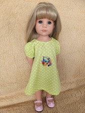 Handgemachte Puppenkleidung