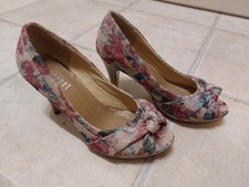 Peeptoes, Pumps, Street Shoes