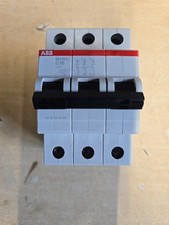4 x Leitungsschutzschalter (Sicherungsautomat) vom Typ ABB SH203 C16.