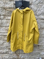 Gelber Regenmantel von Tchibo, Gr. 46 - Perfekt für Schmuddelwetter!
