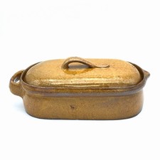 Antiker Bräter Brot Topf um