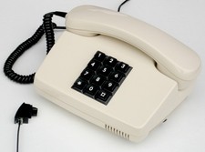 Post FeTAp 751 ▪ Telefon