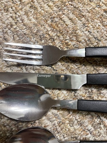 Metallbesteckset mit