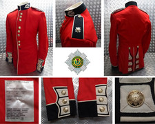 Garde rote Tunika Jacke