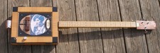 Cigar box guitar jolly - cigar, miss