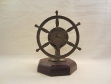 VINTAGE NUSSKNACKER NUSS