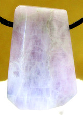 KUNZIT   HIDDENIT   Edelstein