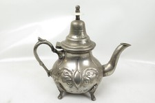 Orientalische Teekanne mit