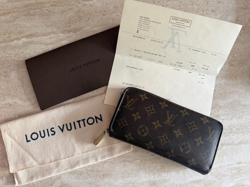 Louis vuitton zippy - "louis,
