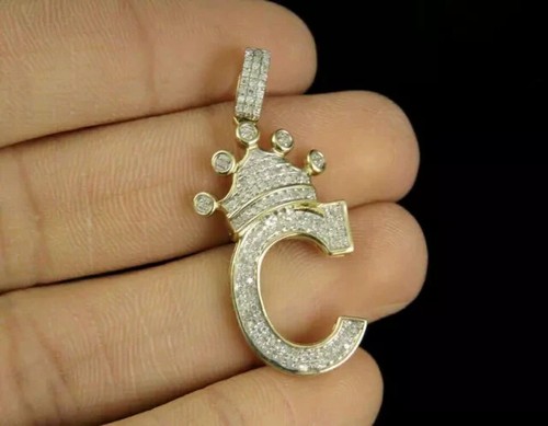Diamant initiale c - 2,