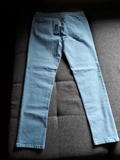 Blue Motion Tapered Stretch