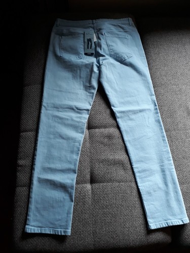 Blue motion tapered - motion,