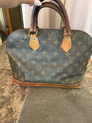 Louis vuitton monogram - louis,
