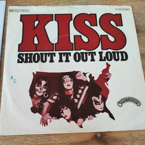 Kiss shout out - shout, it