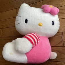Hello Kitty Plüschtier mit