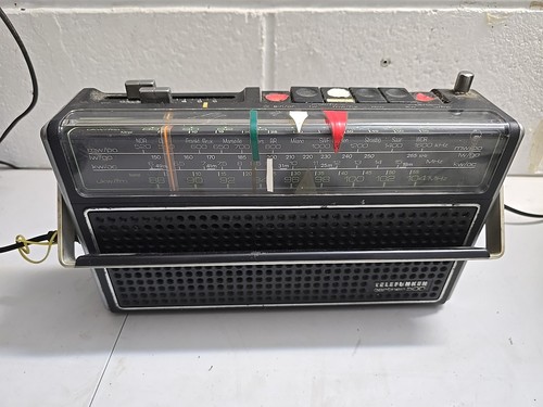 Vintage radio telefunken - vintage,