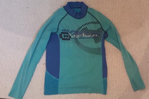 Schutz shirt von hyphen - uv,