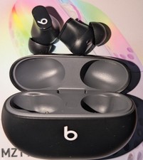 Beats Studio Buds schwarz mit