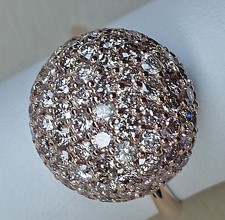 Kuppel 2,44 Ct. Fancy Light
