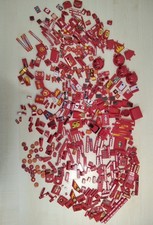 LEGO 400 Teile rot Red Konvolut beklebt bedruckt Chassis Zubehör Space Fliese
