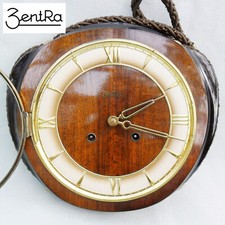 Wunderschöne ZentRa Wanduhr