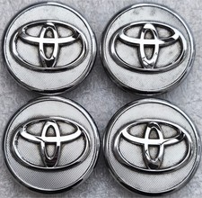 4 original Toyota Nabendeckel
