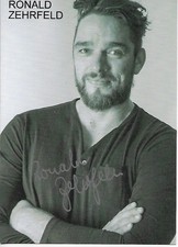 Ronald Zehrfeld,   Schauspieler,  Originalautogrammkarte