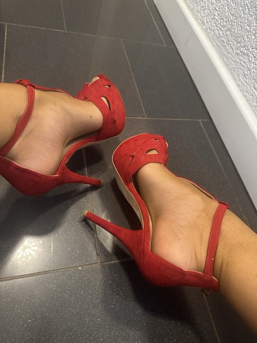 Zara peep toes pumps rot - zara,